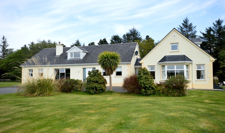 'Hollybrook House', Drumaghy, Ardara, Co. Donegal, F94 TA44