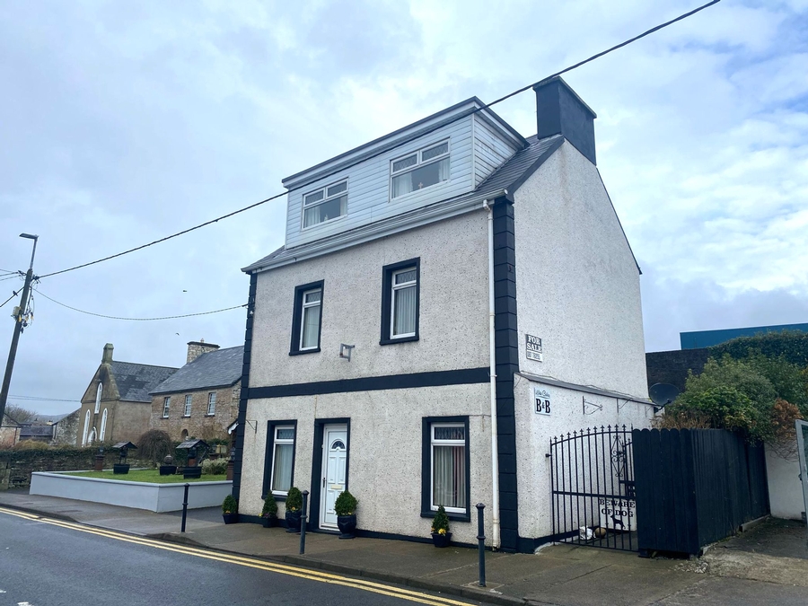 White Gables, Main Street, Dunkineely, Co Donegal, F94 YE22