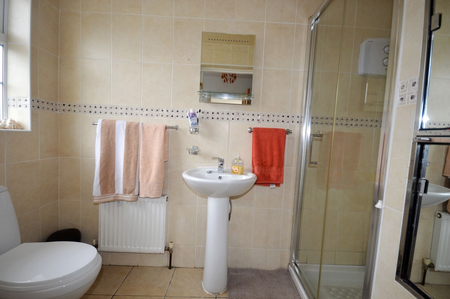 Shower-Room