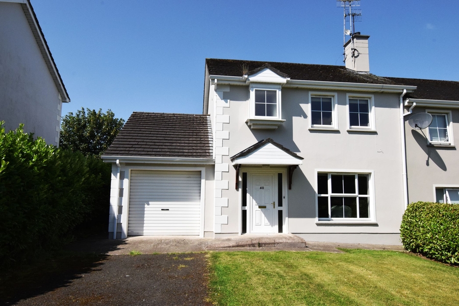 40 Lawnsdale, Navenny, Ballybofey, Co. Donegal, F93 RF43