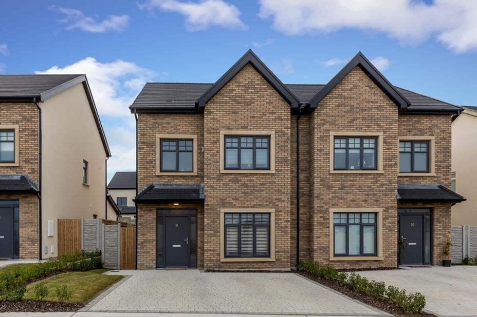 9 The Avenue, Broadmeadow Vale, Ratoath, Co Meath
