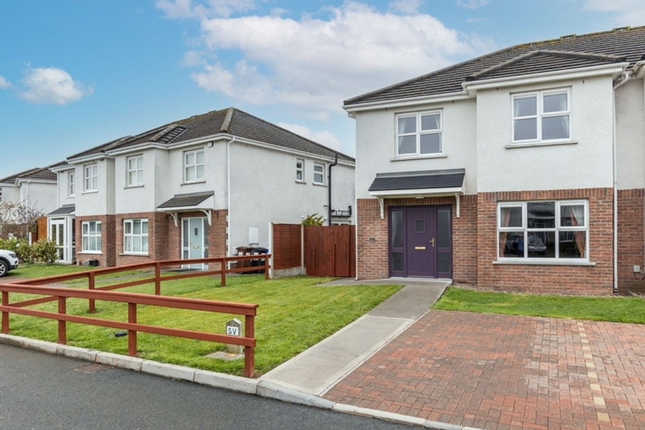 35 Tubberclaire Meadows, Athlumney, Navan, Co. Meath, C15 R85H.