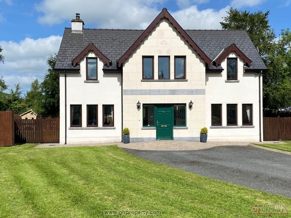 No.27 Errew Drive, Lough Rynn, Mohill, Co Leitrim N41 VN36