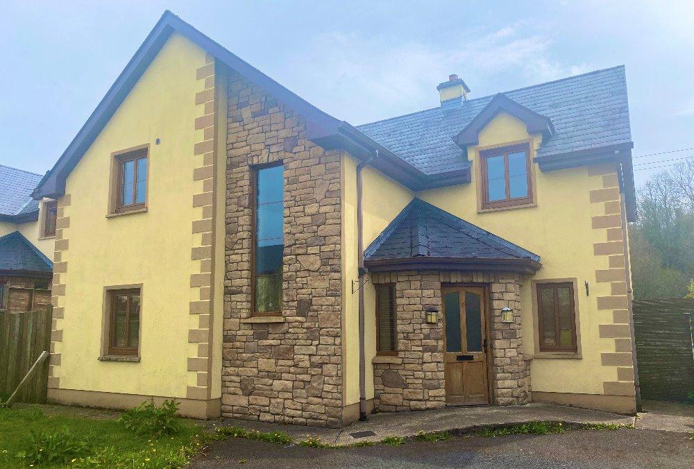 No.8 Cluain Locha, Drumshanbo, Co Leitrim N41 NY04