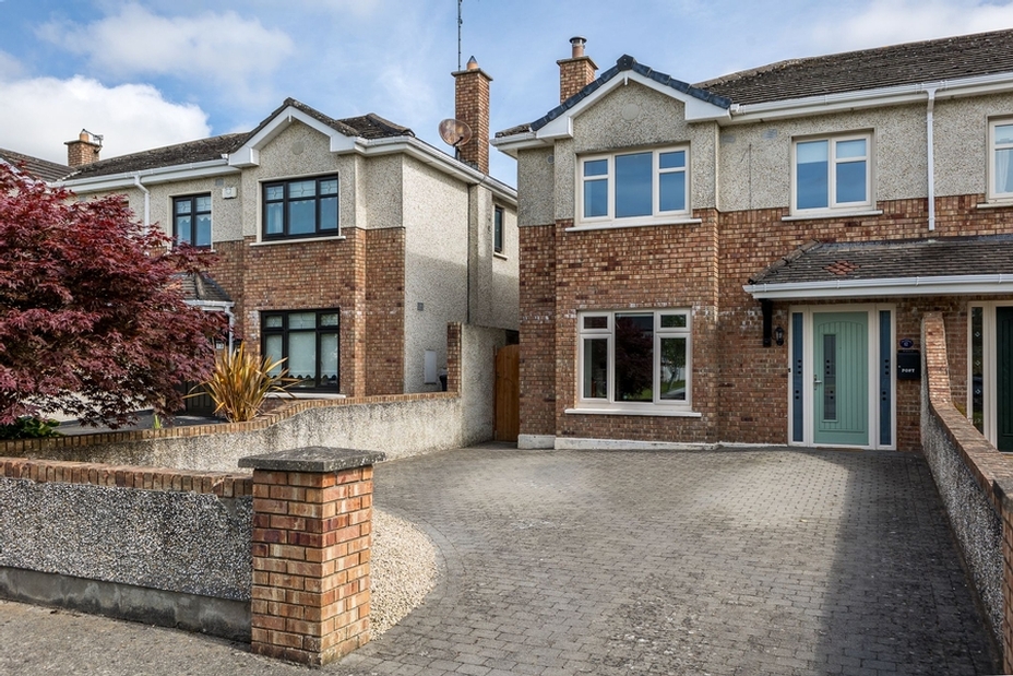 12 Streamstown, Ratoath, Co. Meath, A85 KX86.