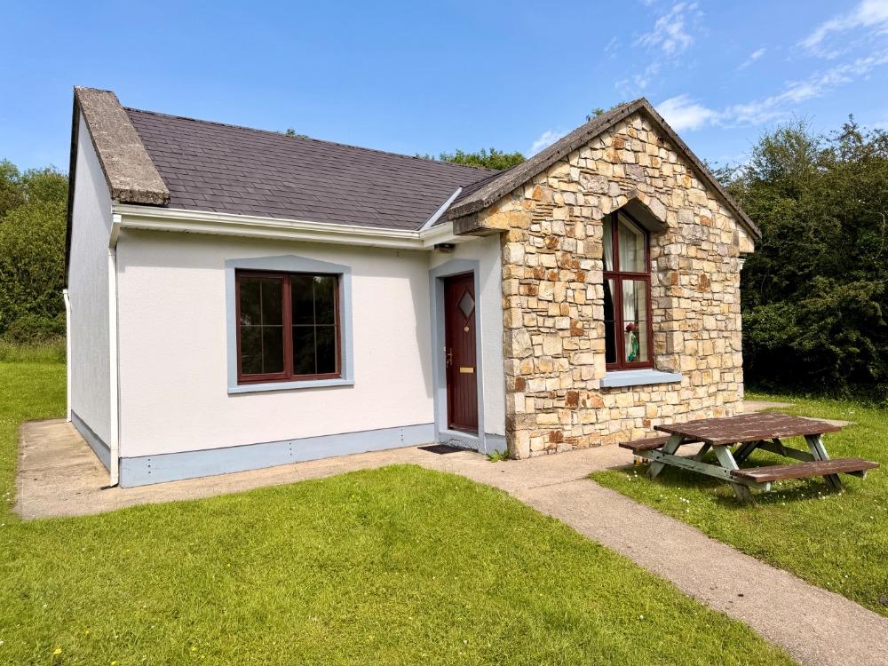 No 9 Lakeside Cottages, Drumcong, Co.Leitrim, N41 TF97